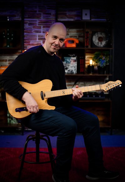 Osváth Gábor, Gitár